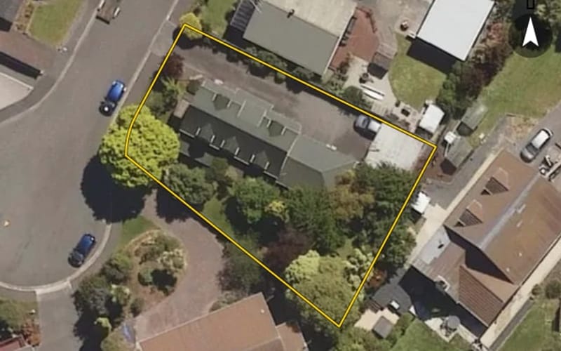 66 Kinmont Crescent