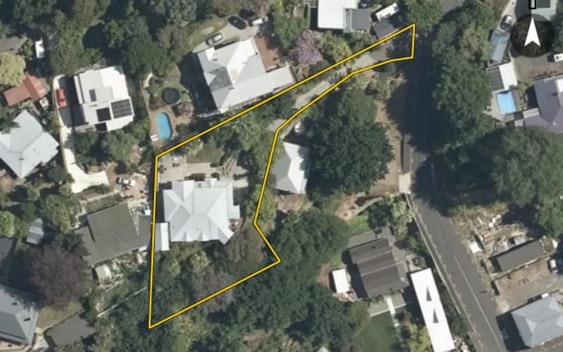 6 Thompson Road