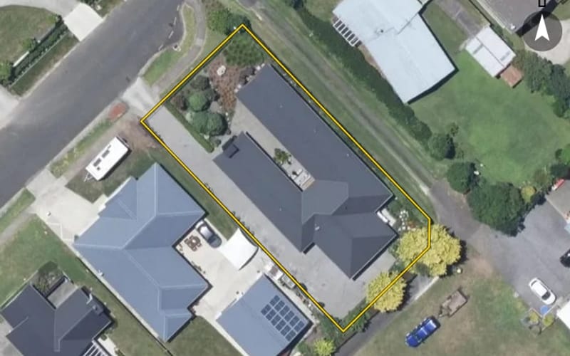 11 Tirimoana Place
