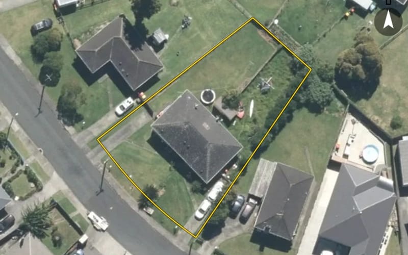 18A Velvet Crescent