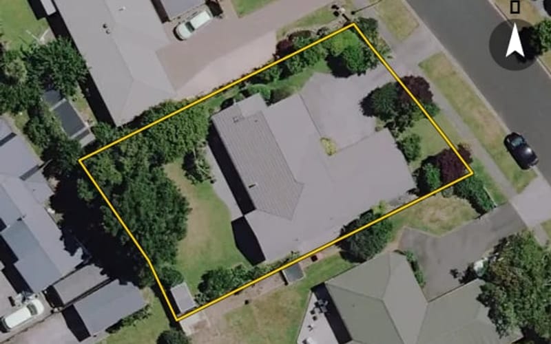 27 Admiral Crescent