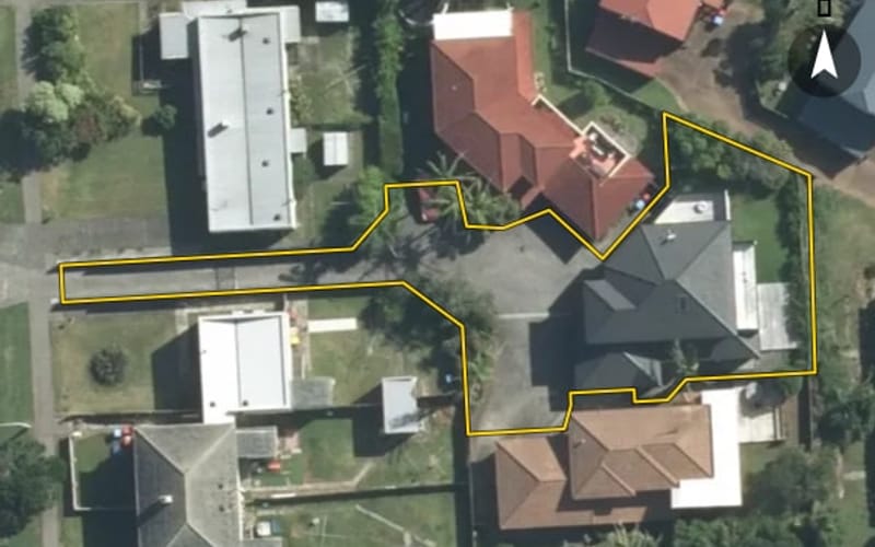 2/73A Kupe Street