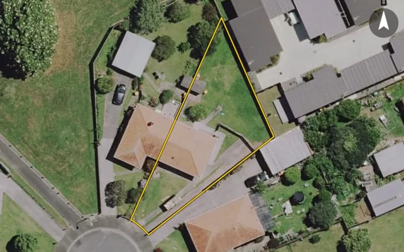 8 Gardiner Place