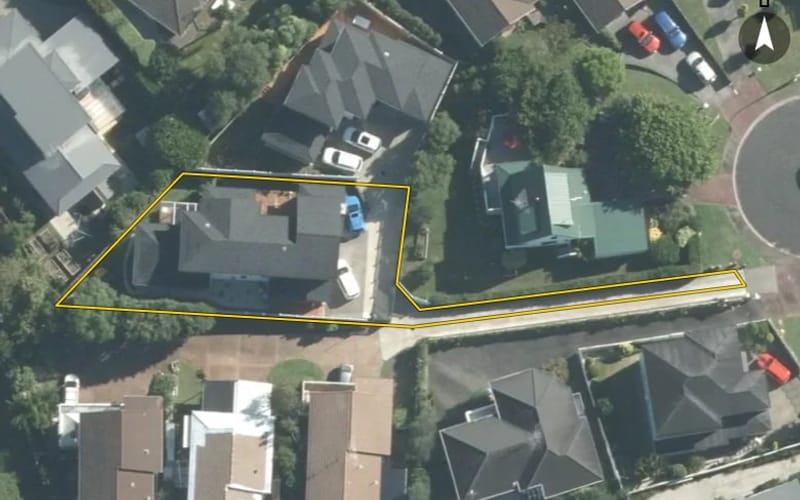 8A Maaka Place
