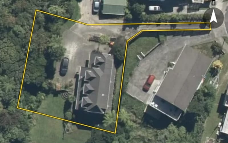 5 Bluff Close