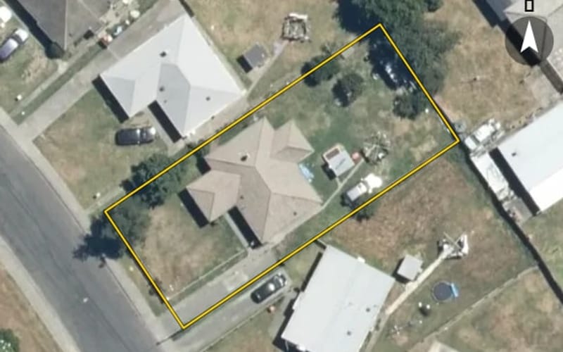 1226 Cunningham Crescent