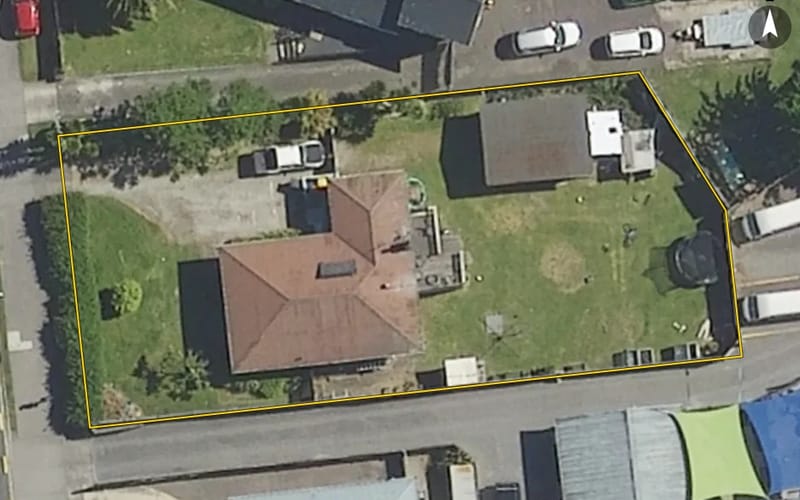 5 Thomas Crescent