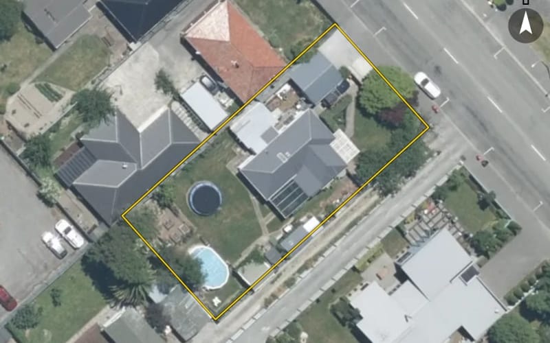 11 Middle Road