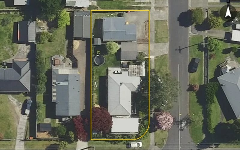 143 Devon Street West