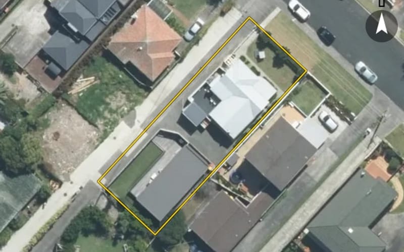 12 Dallinghoe Crescent