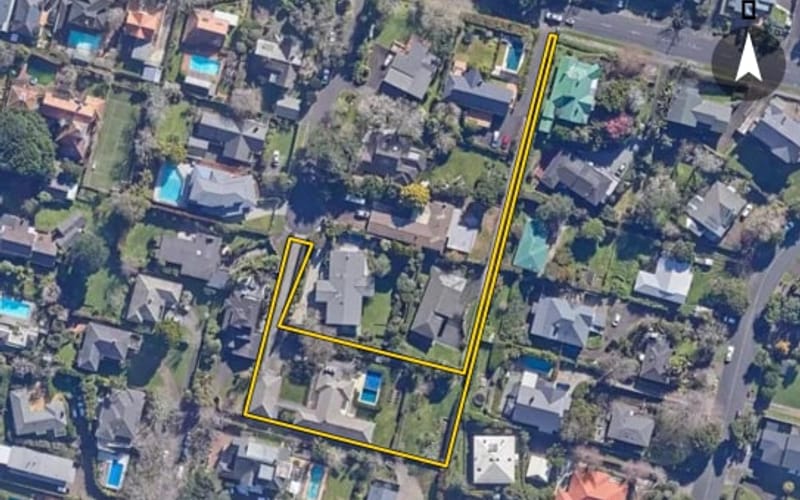 10 Glenferrie Place