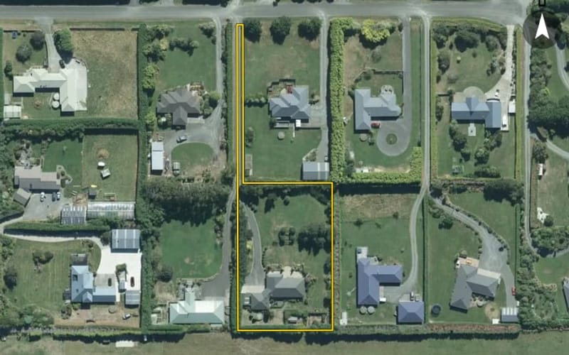 22 Raeburn Avenue