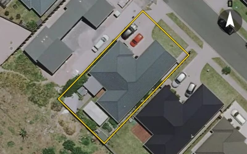 44 Ladeira Place