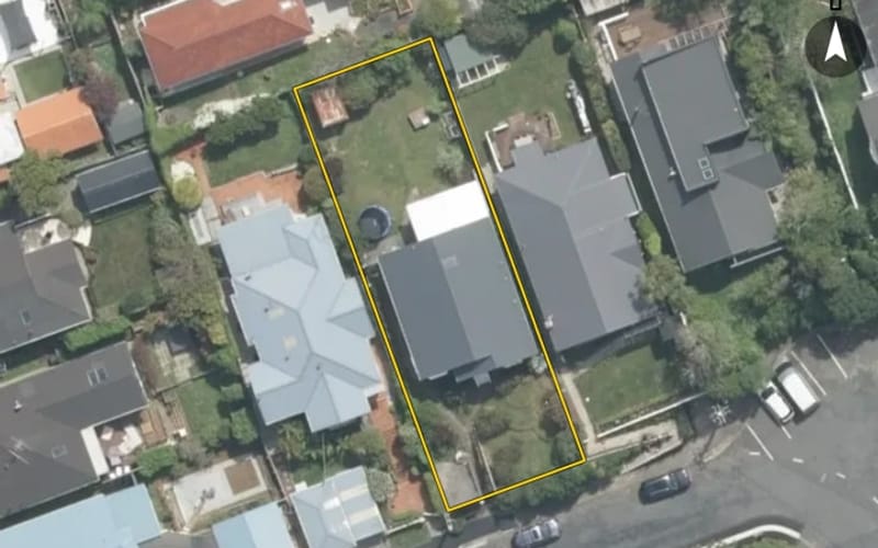22 Newcombe Crescent