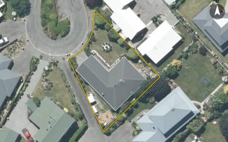 9 Falcon Drive