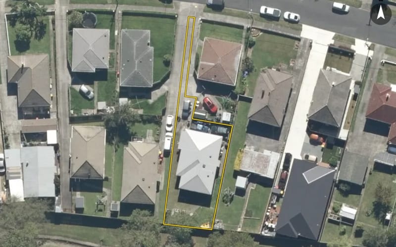 104A Strand Crescent
