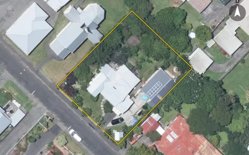 6 Gibson Street