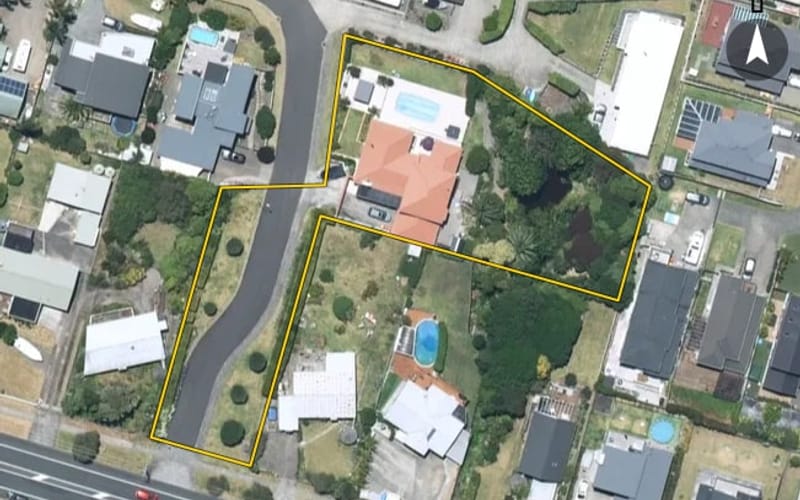 100 Beachlands Road