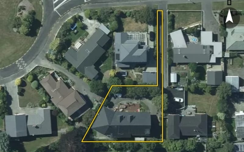 17 Cruickshank Crescent