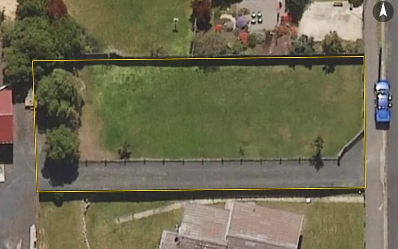 1 Bell Crescent