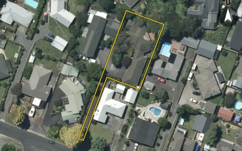 27 Byron Street