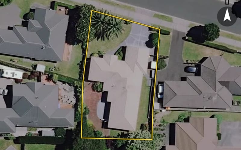 10 Strathmore Drive