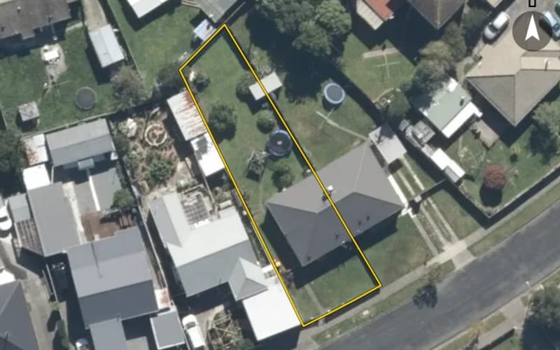 41 Hewer Crescent