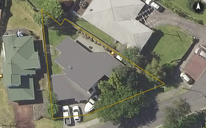 14 Bell Common Close