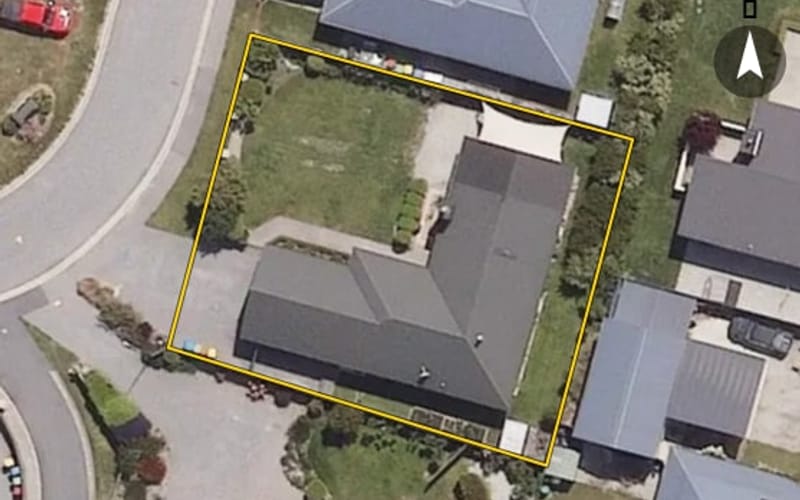 15 Robertson Court