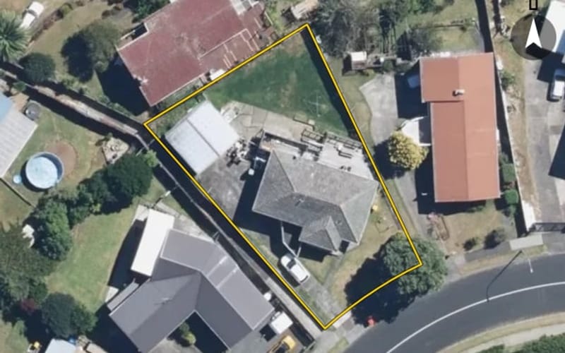 11 Carole Crescent