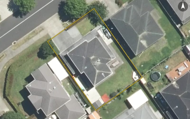 34 Pickaberry Avenue