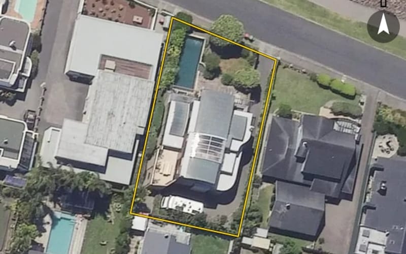 41 Beach Road