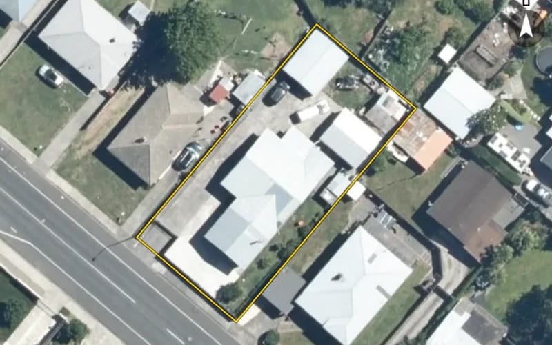 307 Murdoch Road West