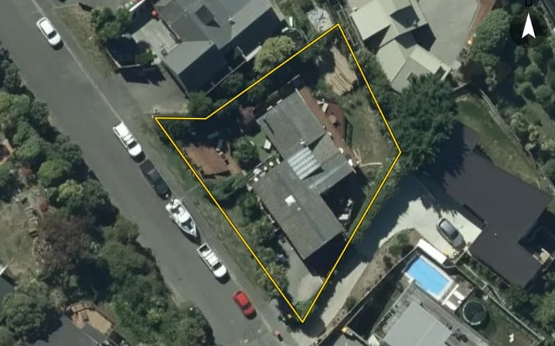 17 Selleck Street