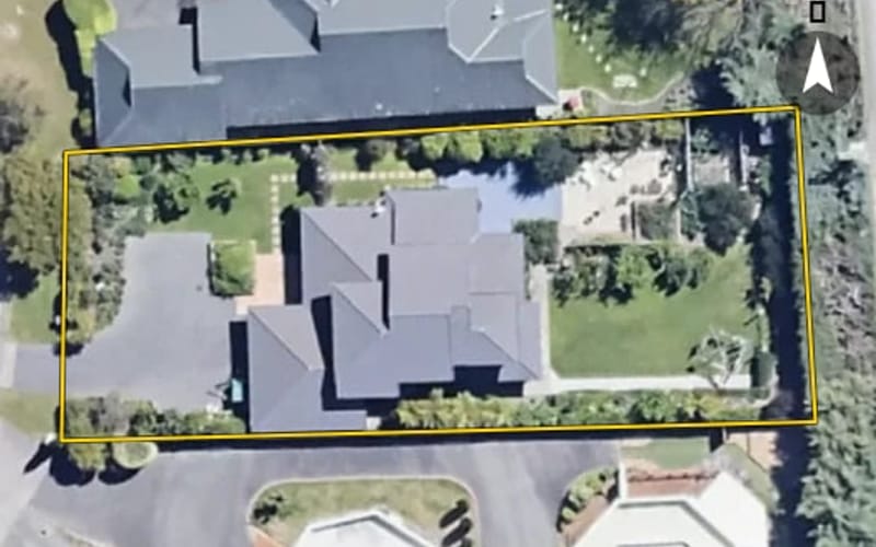19 Kim Crescent