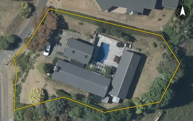 15 Lakeview Terrace