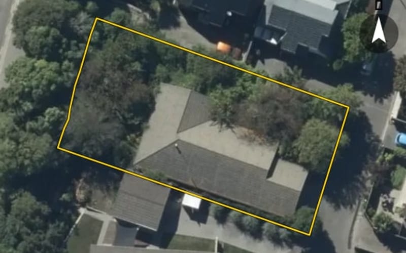 6 Bridgemere Lane
