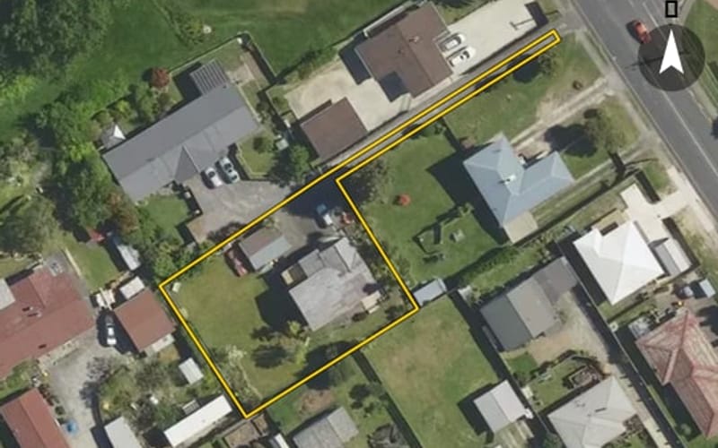16 Edmund Road