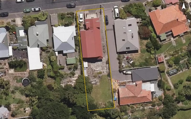 15 Embo Street