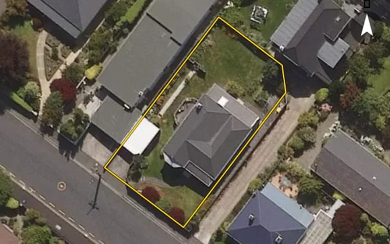 8 Lynn Street