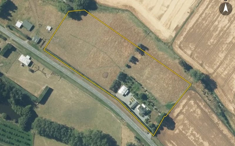 892 Landsborough Road
