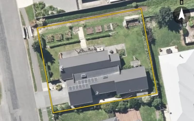 14 Burnett Street