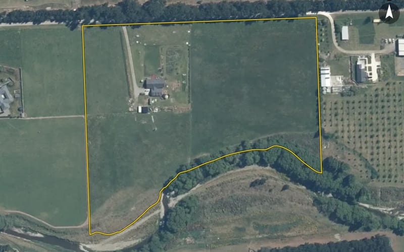 6 McIntoshs Road