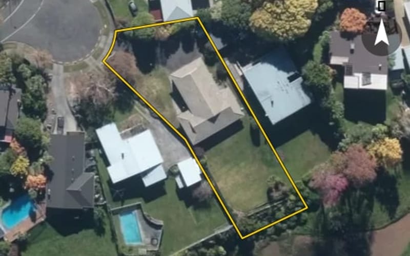 25 Parkland Crescent