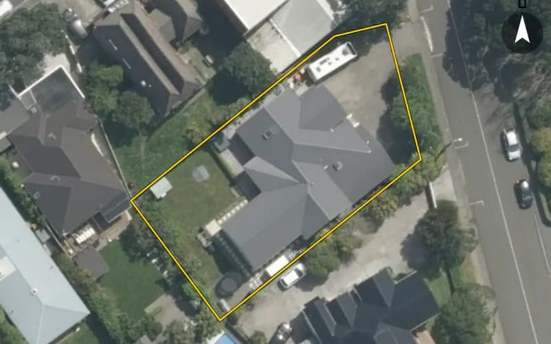 48 Izard Road