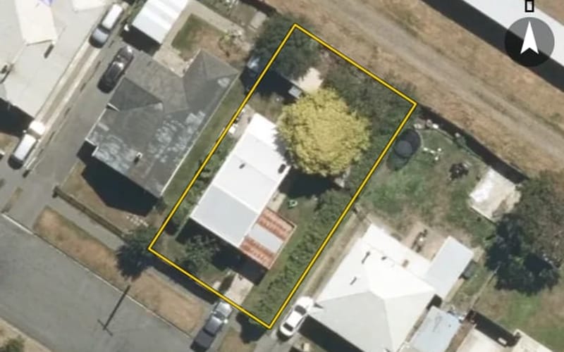10 Lynn Street