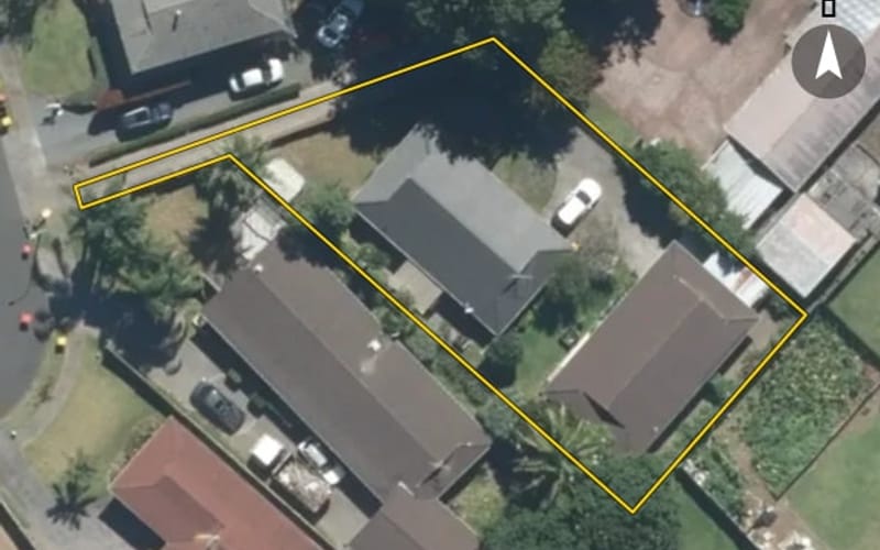 1/8 Parera Place
