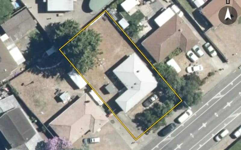 26 Henderson Road
