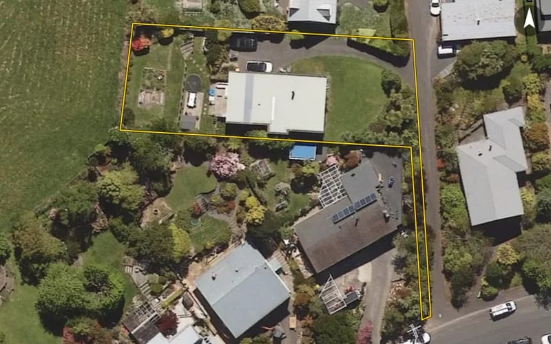 18 Larkins Street
