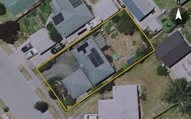 7A Lloyd Drive